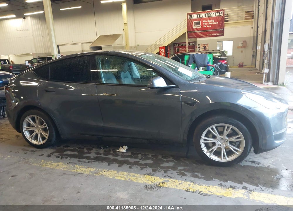 2020 TESLA MODEL Y LONG RANGE DUAL MOTOR ALL-WHEEL DRIVE VIN: 5YJYGDEE8LF008945