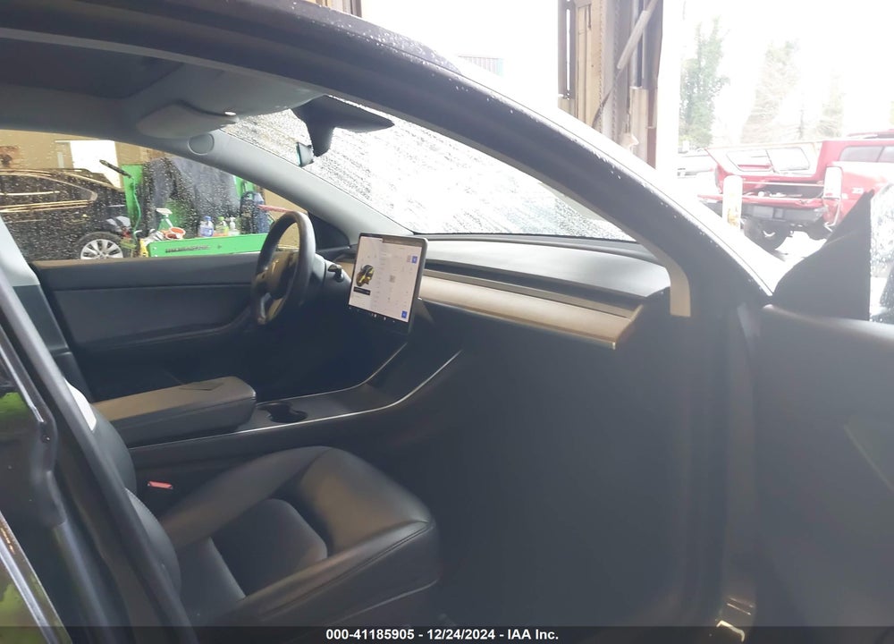 2020 TESLA MODEL Y LONG RANGE DUAL MOTOR ALL-WHEEL DRIVE VIN: 5YJYGDEE8LF008945