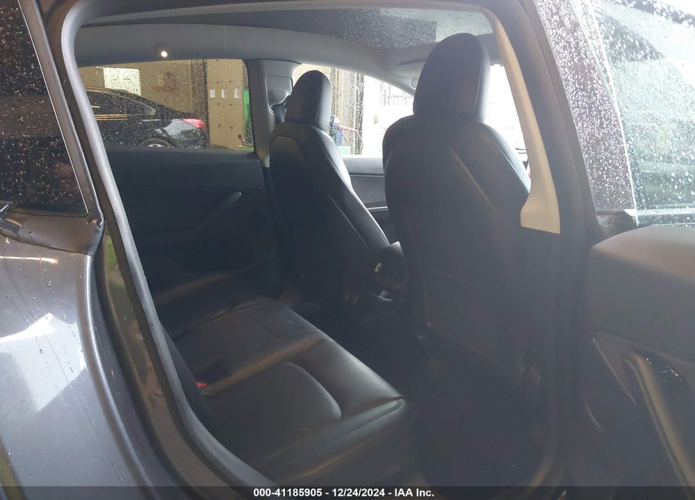2020 TESLA MODEL Y LONG RANGE DUAL MOTOR ALL-WHEEL DRIVE VIN: 5YJYGDEE8LF008945