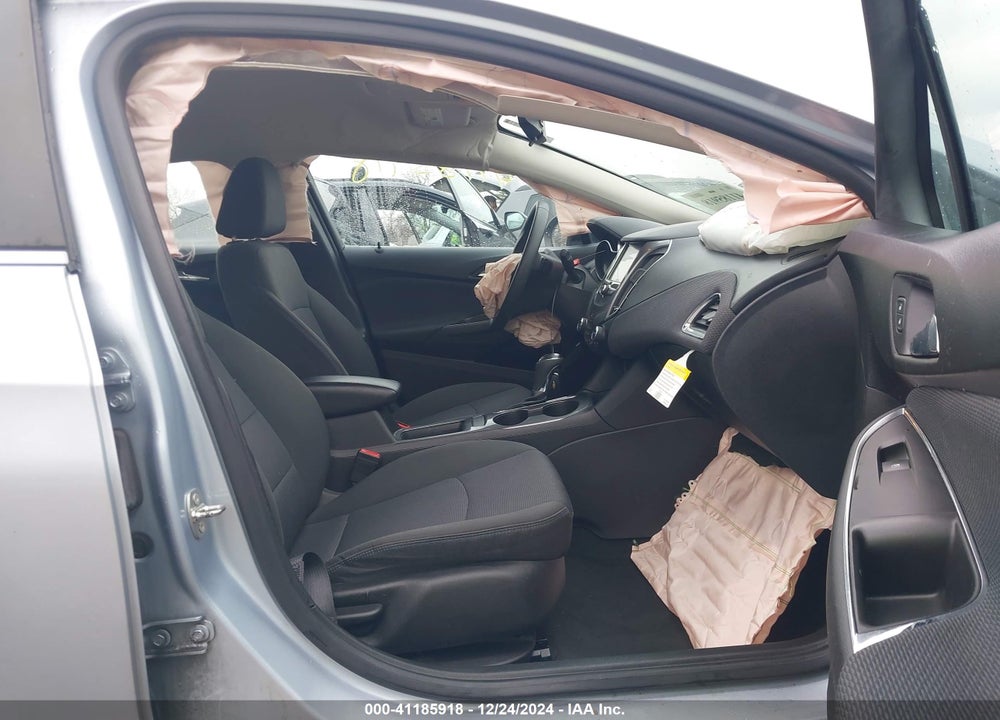 2018 CHEVROLET CRUZE LT AUTO VIN: 1G1BE5SM4J7100580