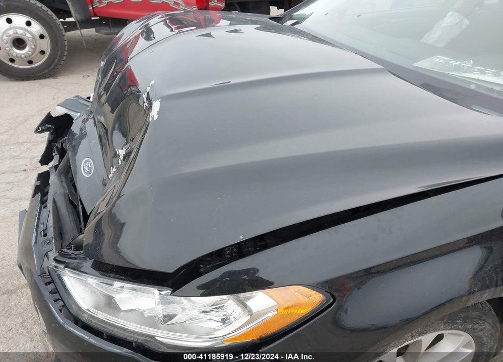 2020 FORD FUSION VIN: 3FA6P0HD7LR123186