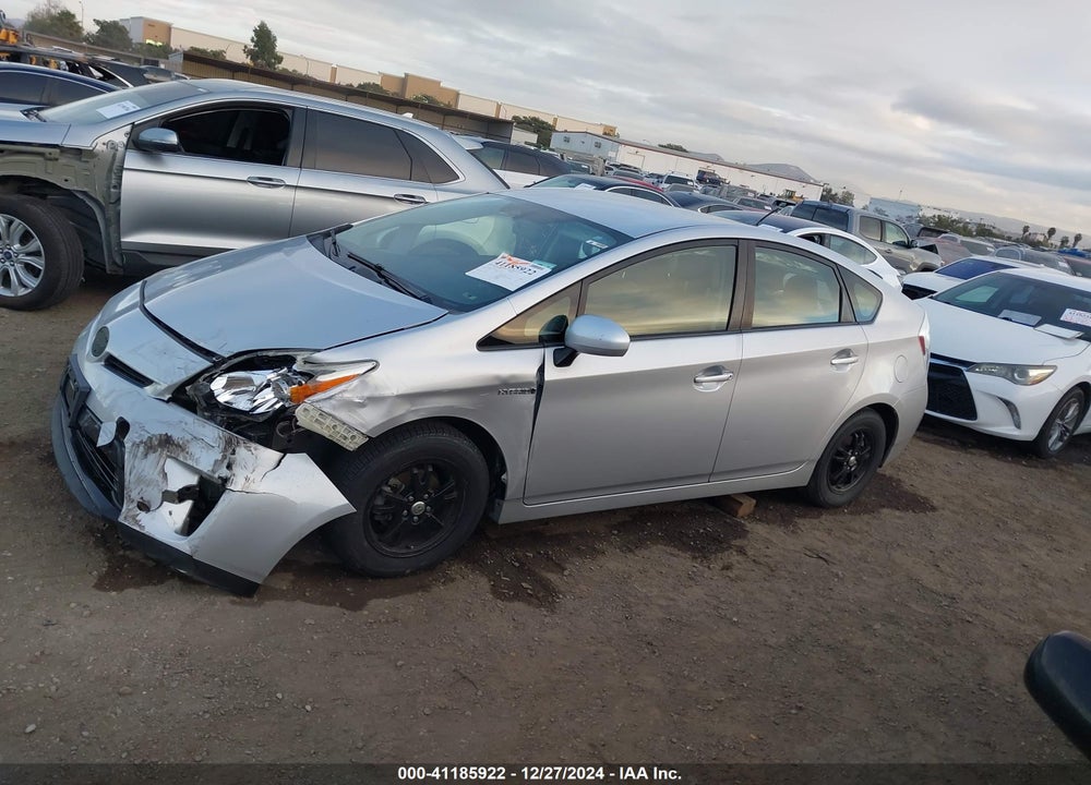 2015 TOYOTA PRIUS VIN: JTDKN3DU8F1945211