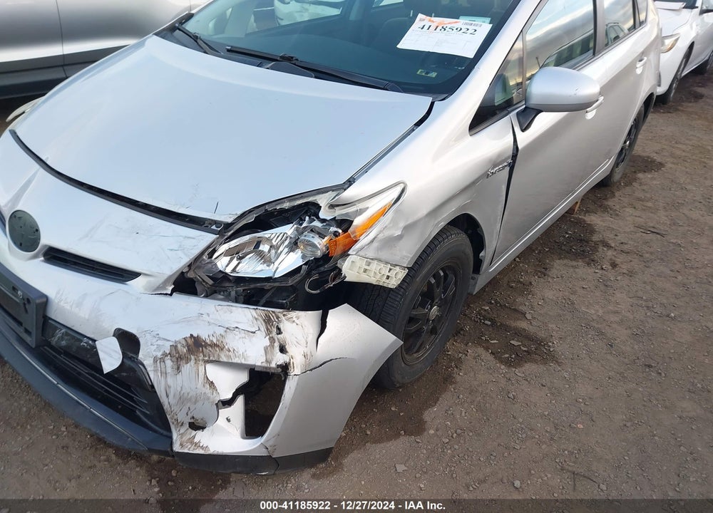 2015 TOYOTA PRIUS VIN: JTDKN3DU8F1945211