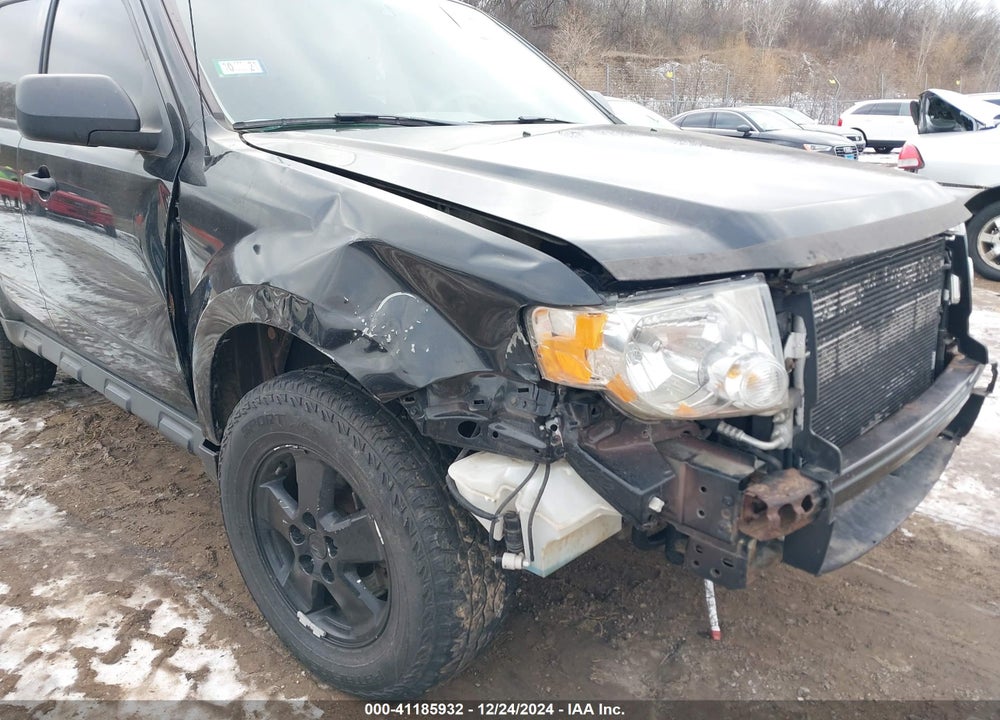 2011 FORD ESCAPE VIN: 1FMCU0C78BKB10937
