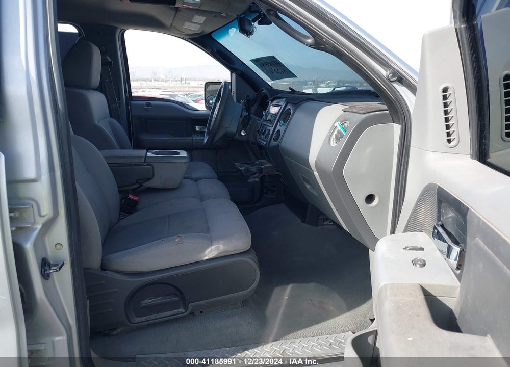 2006 FORD F-150 LARIAT/XLT VIN: 1FTPW12V76KD76879