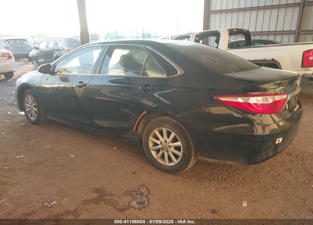 2017 TOYOTA CAMRY LE VIN: 4T1BF1FK2HU812339