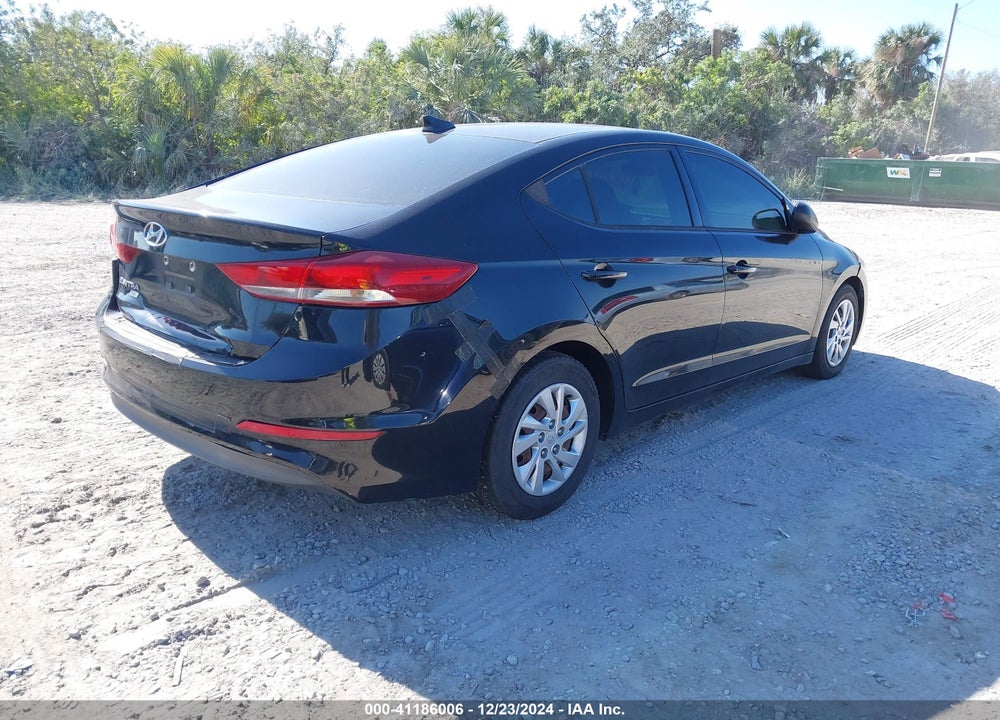 2017 HYUNDAI ELANTRA SE VIN: 5NPD74LF7HH100194