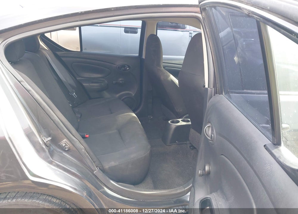 2015 NISSAN VERSA 1.6 S+ VIN: 3N1CN7AP0FL938405