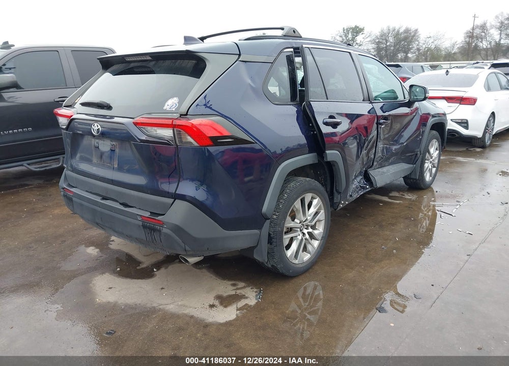 2021 TOYOTA RAV4 XLE PREMIUM VIN: 2T3C1RFV2MW121566