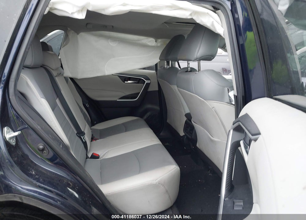 2021 TOYOTA RAV4 XLE PREMIUM VIN: 2T3C1RFV2MW121566