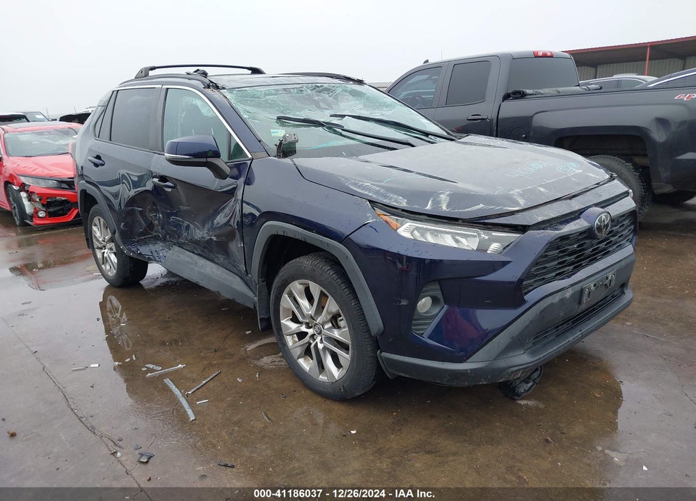 2021 TOYOTA RAV4 XLE PREMIUM VIN: 2T3C1RFV2MW121566