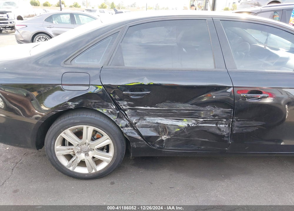 2011 AUDI A4 VIN: WAUAFAFL1BN022876