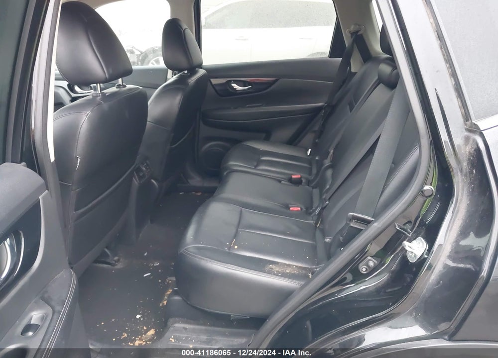 2018 NISSAN ROGUE VIN: 5N1AT2MT3JC781152
