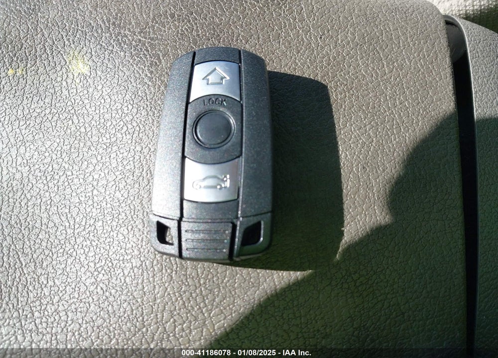 2007 BMW 550I VIN: WBANB53597CP07107