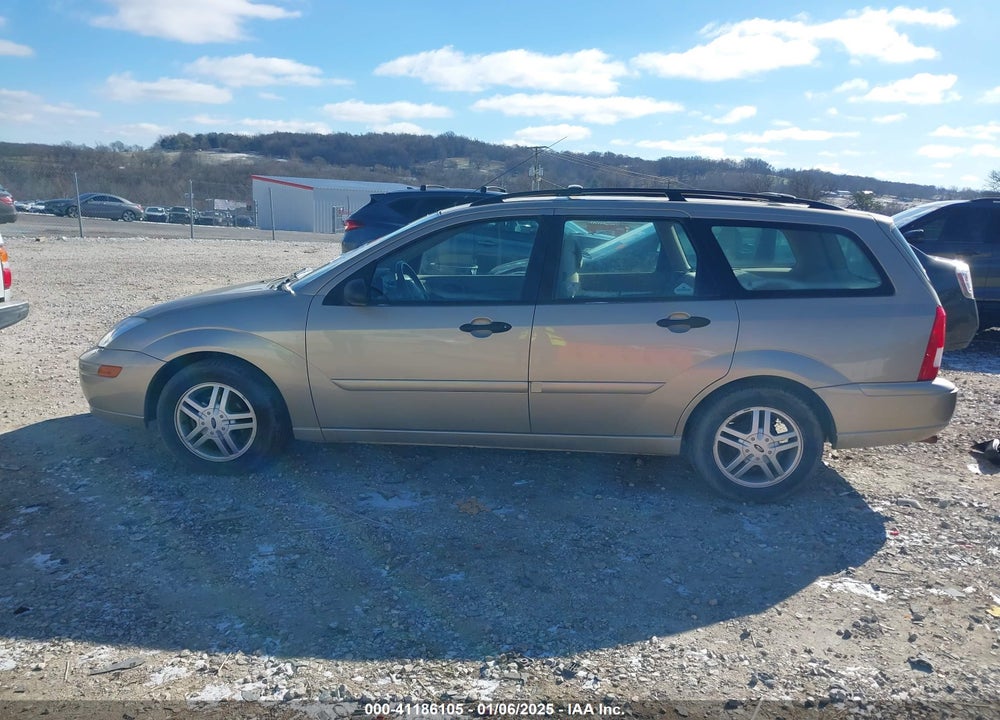 2000 FORD FOCUS SE VIN: 1FAFP3632YW353332