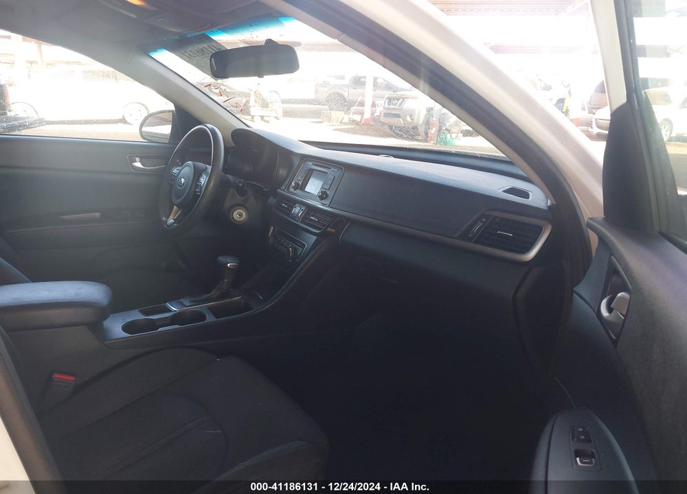 2016 KIA OPTIMA VIN: KNAGT4L38G5083576