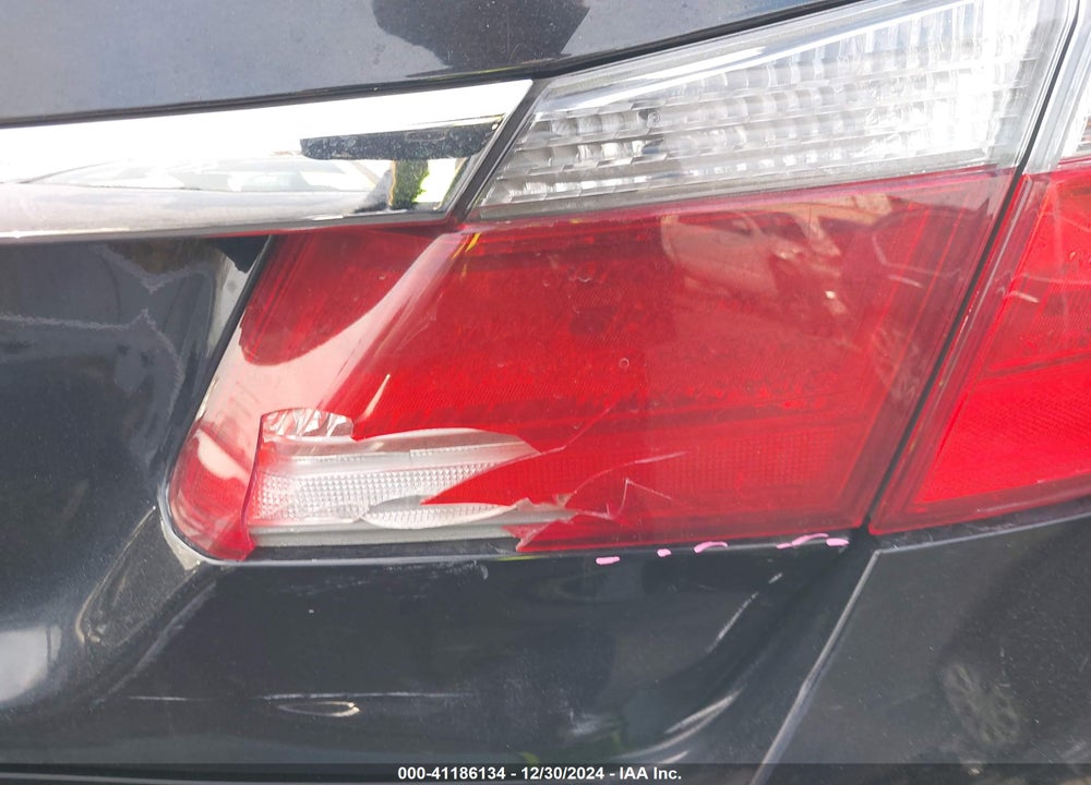 2015 HONDA ACCORD LX VIN: 1HGCR2F33FA229566