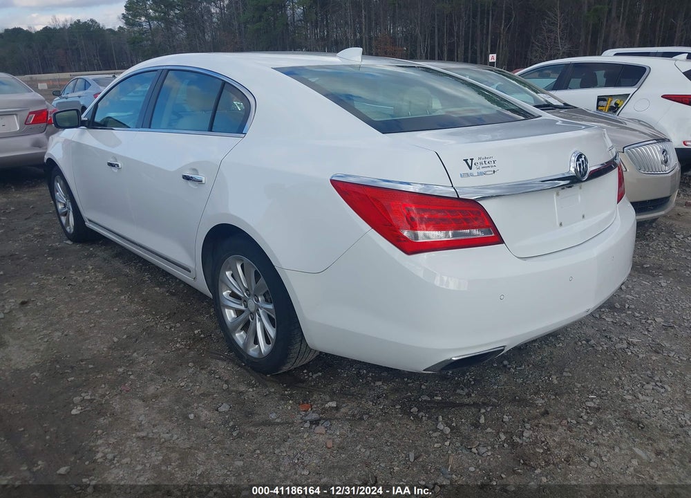 2015 BUICK LACROSSE LEATHER VIN: 1G4GB5G31FF129839