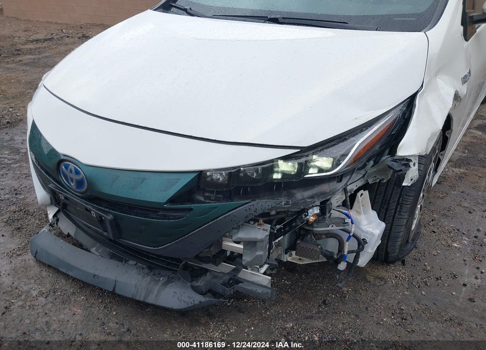 2018 TOYOTA PRIUS PRIME PREMIUM VIN: JTDKARFP9J3076184