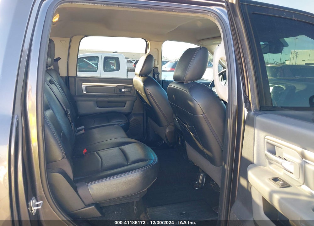 2016 RAM 1500 VIN: 3C6RR6LT9GG331078