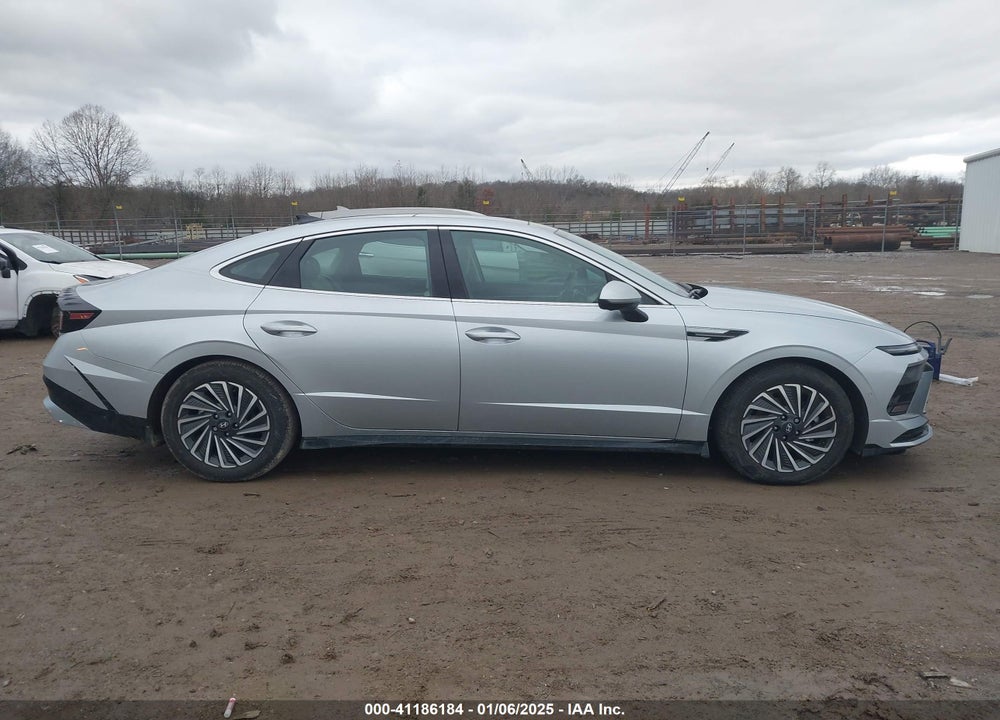 2024 HYUNDAI SONATA HYBRID LIMITED VIN: KMHL54JJ9RA093228