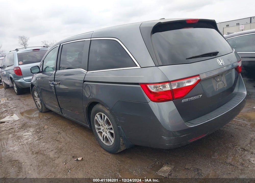 2011 HONDA ODYSSEY EX-L VIN: 5FNRL5H68BB095626