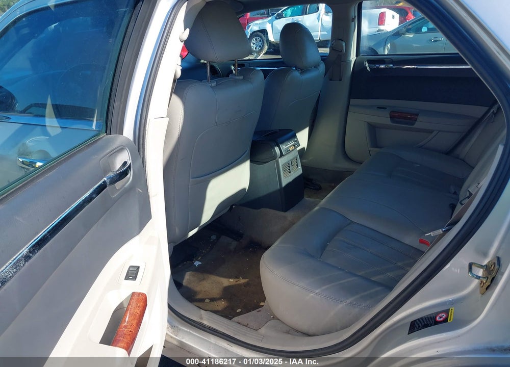 2006 CHRYSLER 300C VIN: 2C3LA63H06H249910