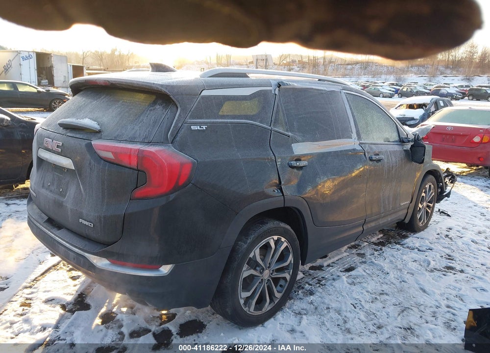 2018 GMC TERRAIN SLT VIN: 3GKALVEX0JL141321