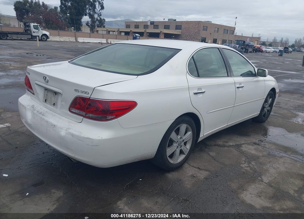 2005 LEXUS ES 330 VIN: JTHBA30G355122039