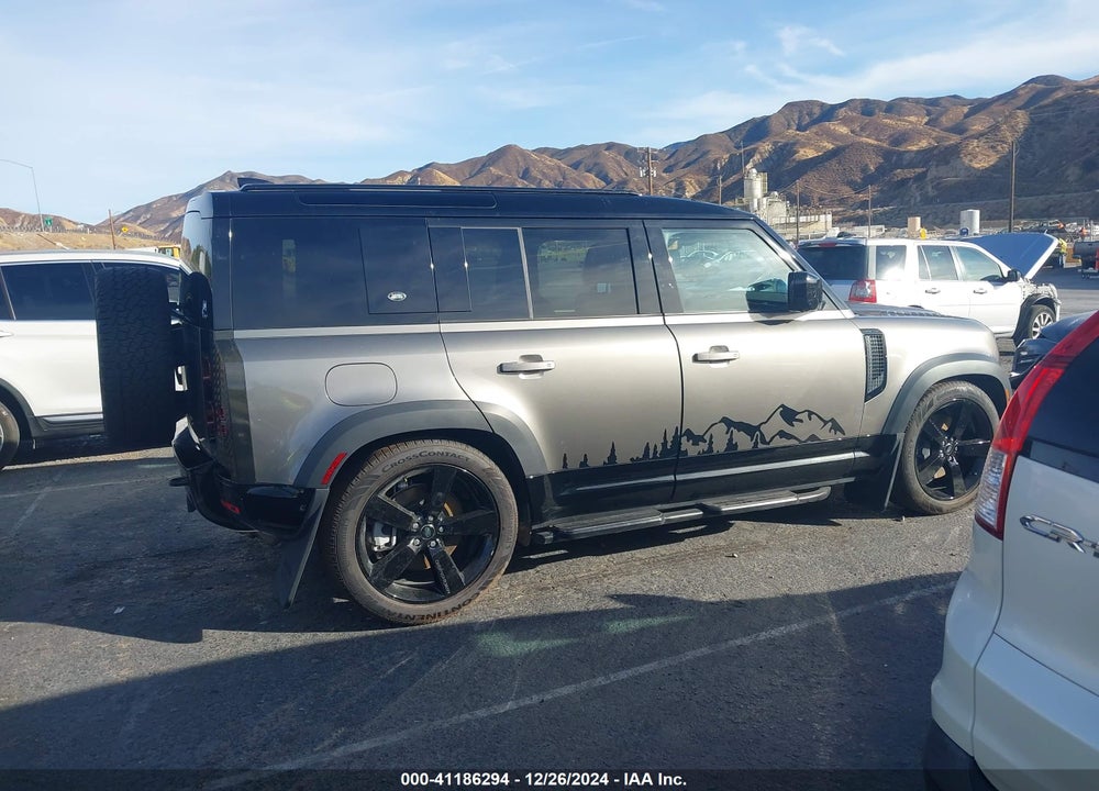 2024 LAND ROVER DEFENDER 110 P400 X-DYNAMIC SE VIN: SALE27EU1R2267792