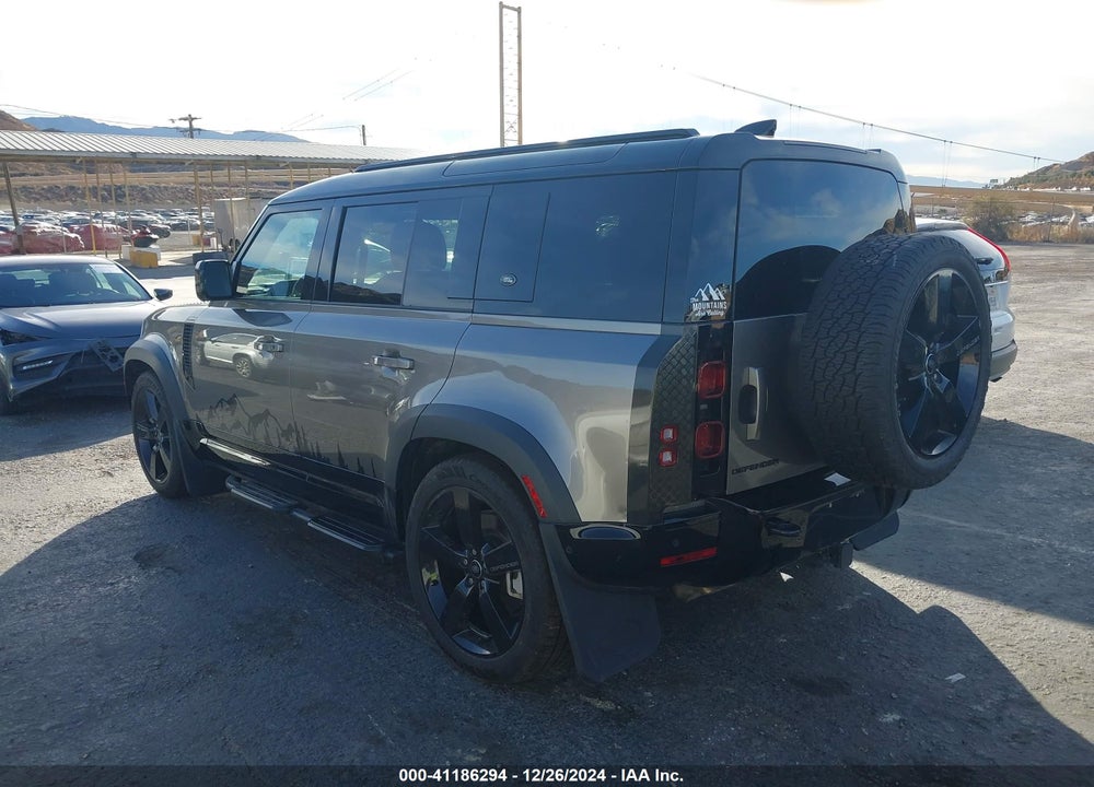 2024 LAND ROVER DEFENDER 110 P400 X-DYNAMIC SE VIN: SALE27EU1R2267792
