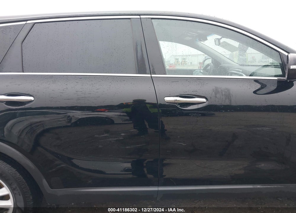 2019 KIA SORENTO 2.4L LX VIN: 5XYPG4A37KG533115
