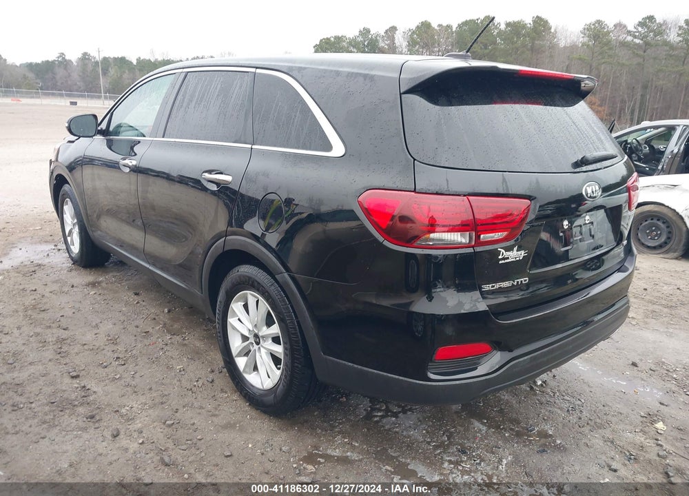 2019 KIA SORENTO 2.4L LX VIN: 5XYPG4A37KG533115