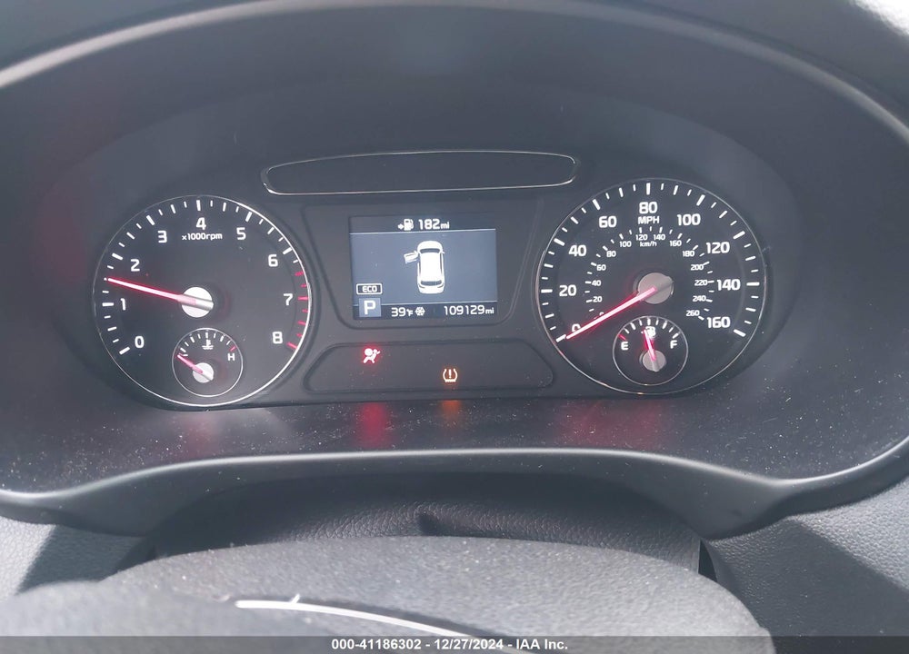 2019 KIA SORENTO 2.4L LX VIN: 5XYPG4A37KG533115