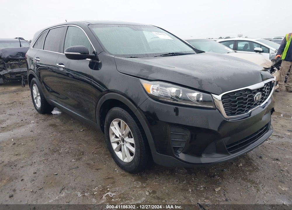 2019 KIA SORENTO 2.4L LX VIN: 5XYPG4A37KG533115