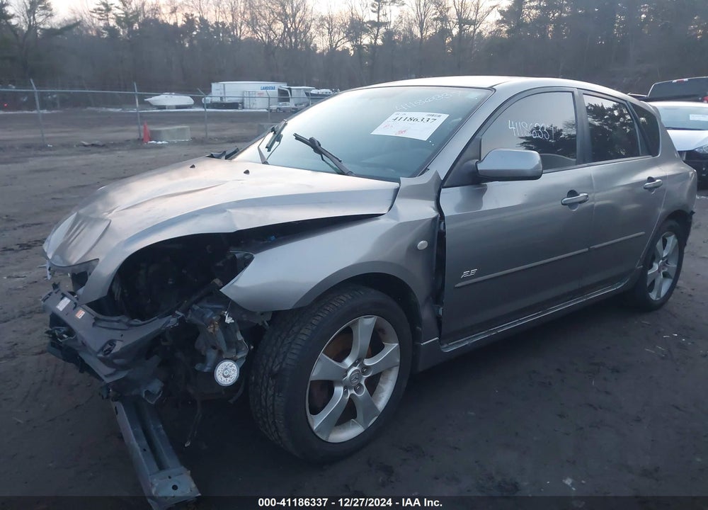 2004 MAZDA 3 S VIN: JM1BK343041197728