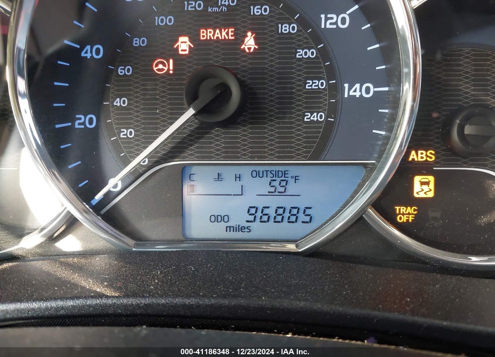 2014 TOYOTA COROLLA VIN: 5YFBURHE9EP043024