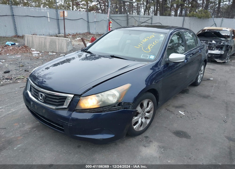 2008 HONDA ACCORD VIN: 1HGCP26828A057552