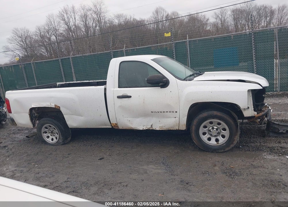 2007 CHEVROLET SILVERADO VIN: 1GCEK14C57Z587392