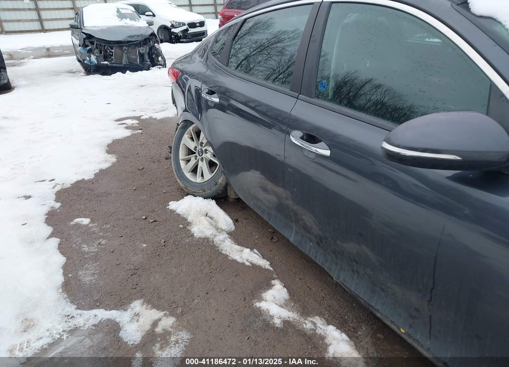 2018 KIA OPTIMA LX VIN: KNAGT4L30J5219688