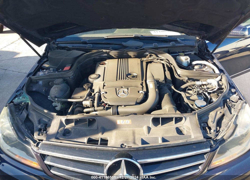 2014 MERCEDES-BENZ C 250 VIN: WDDGF4HB9EA951010