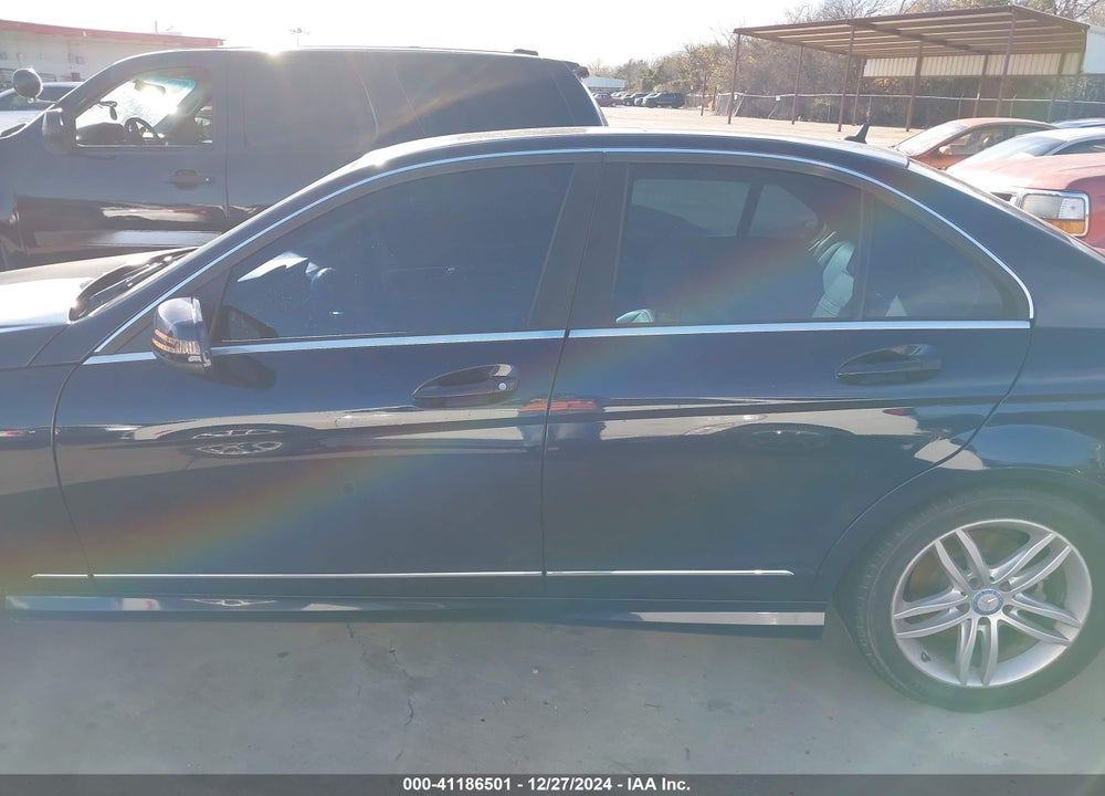 2014 MERCEDES-BENZ C 250 VIN: WDDGF4HB9EA951010