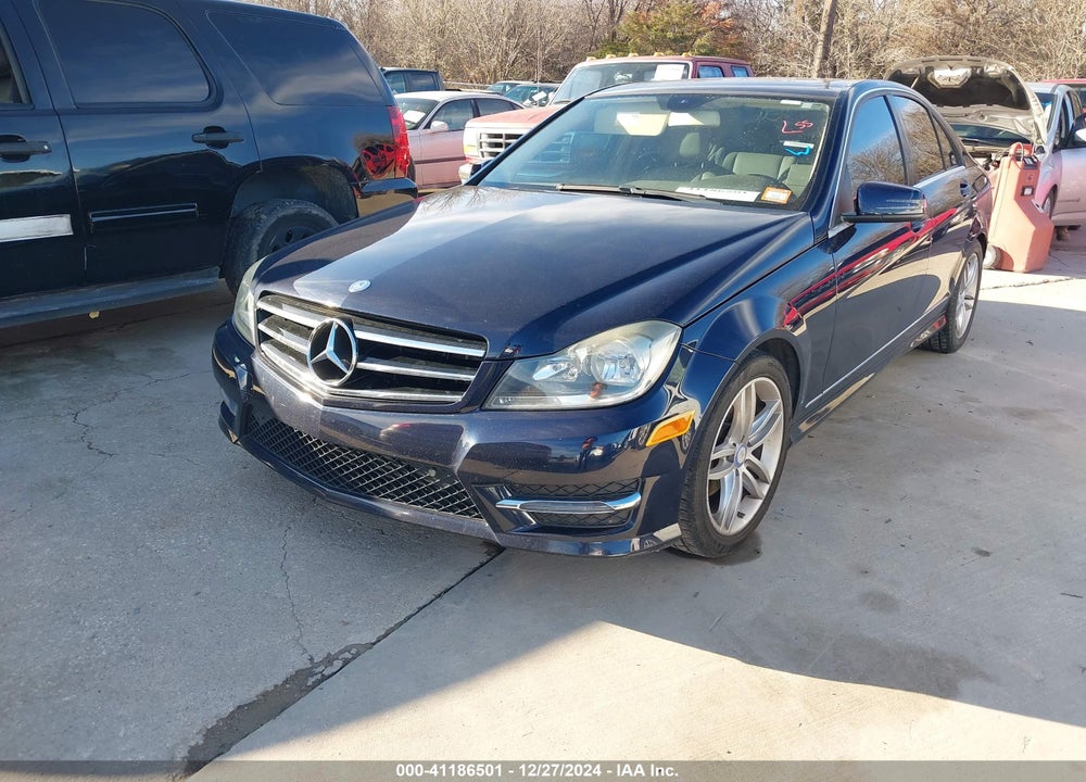 2014 MERCEDES-BENZ C 250 VIN: WDDGF4HB9EA951010