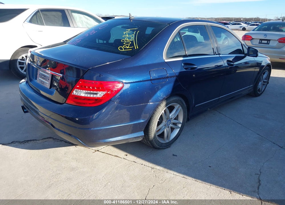 2014 MERCEDES-BENZ C 250 VIN: WDDGF4HB9EA951010