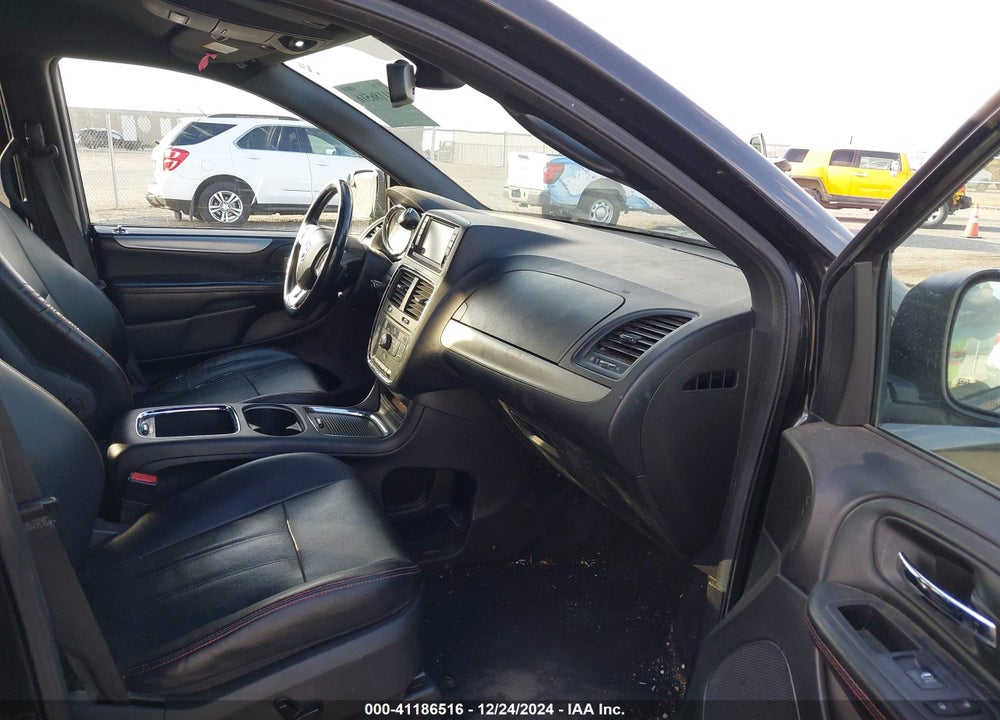 2018 DODGE GRAND CARAVAN GT VIN: 2C4RDGEG0JR343408