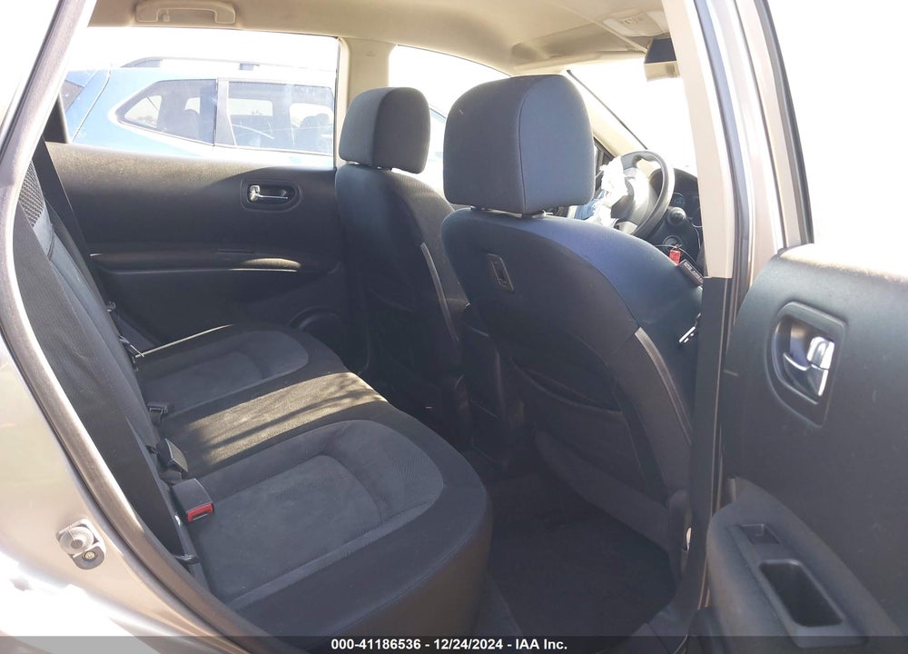2013 NISSAN ROGUE VIN: JN8AS5MT3DW501925
