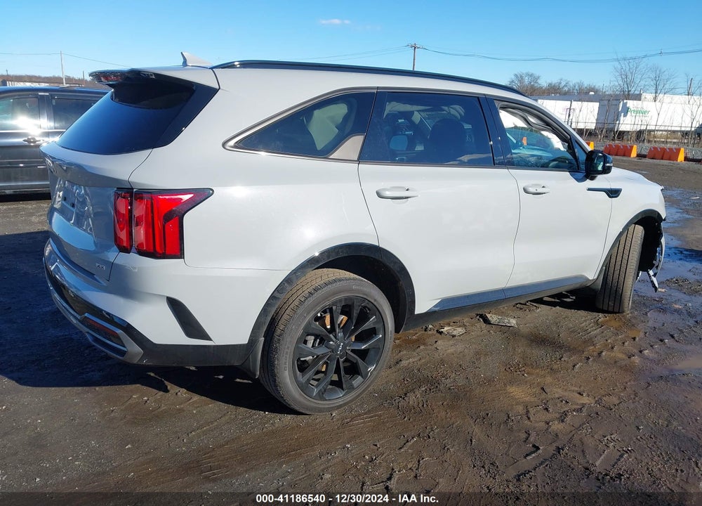 2023 KIA SORENTO SX VIN: 5XYRKDLF2PG191692