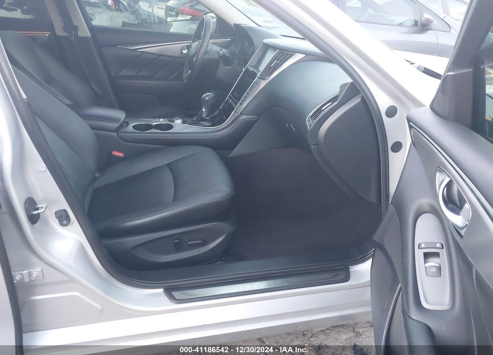 2016 INFINITI Q50 VIN: JN1EV7AP6GM303446