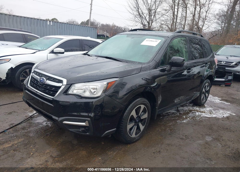 2018 SUBARU FORESTER VIN: JF2SJAEC4JH567959