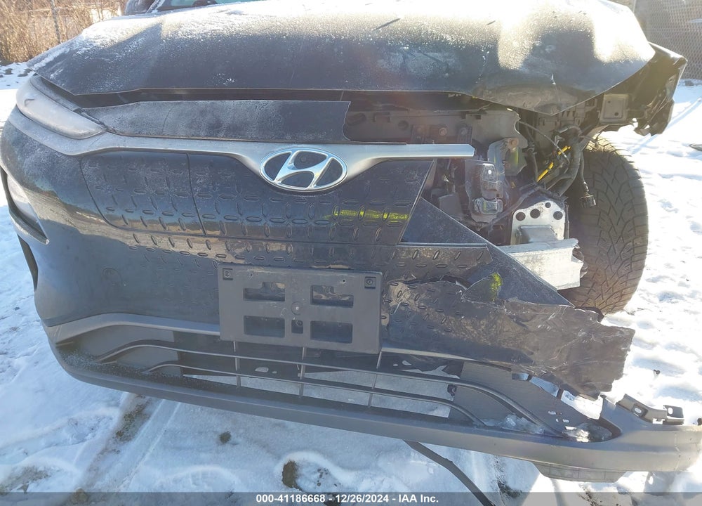 2019 HYUNDAI KONA EV LIMITED VIN: KM8K33AG6KU024095